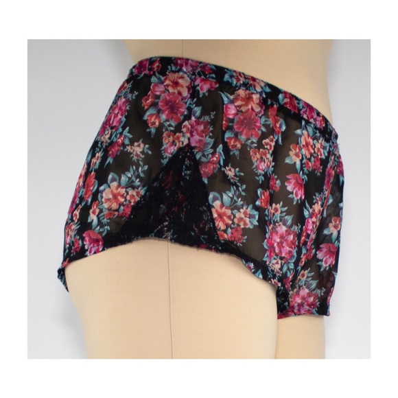 Black See Through Floral Shorts - Picture 2 of 4